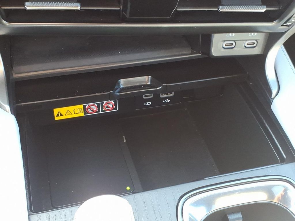 Used 2023 Lexus RX 350 Premium w/ Accessory Package AWD/4WD image 22