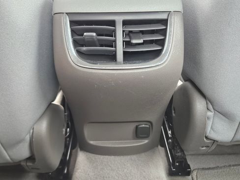 Used 2023 Chevrolet Malibu LT image 27