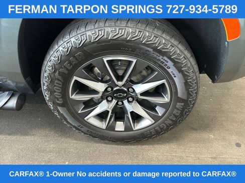 Used 2024 Chevrolet Tahoe Z71 w/ Luxury Package AWD/4WD image 3