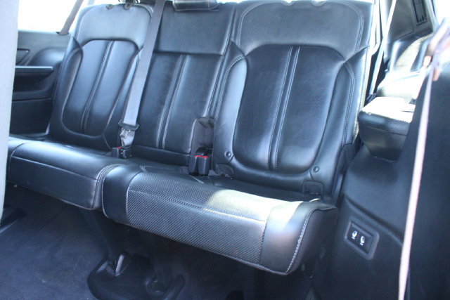 Used 2024 Jeep Wagoneer L Series II w/ Flexible Seating Group AWD/4WD image 46