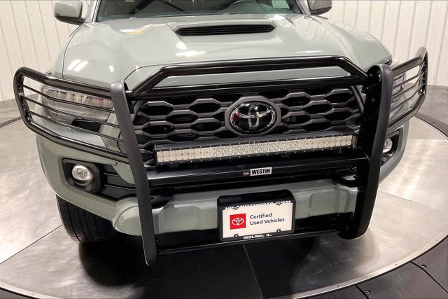 Certified 2023 Toyota Tacoma TRD Sport w/ Technology Package AWD/4WD image 31