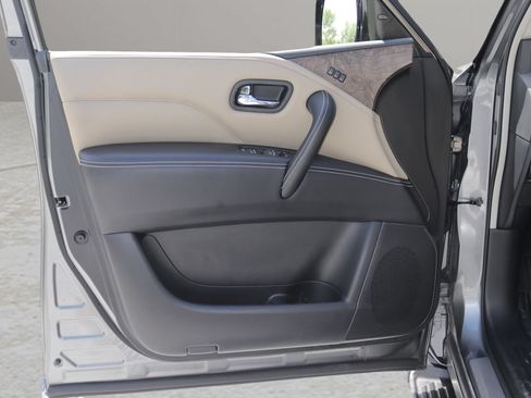 Used 2021 INFINITI QX80 Premium Select w/ Cargo Package RWD image 9