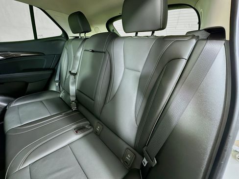 Used 2023 Buick Envision Essence AWD/4WD image 23