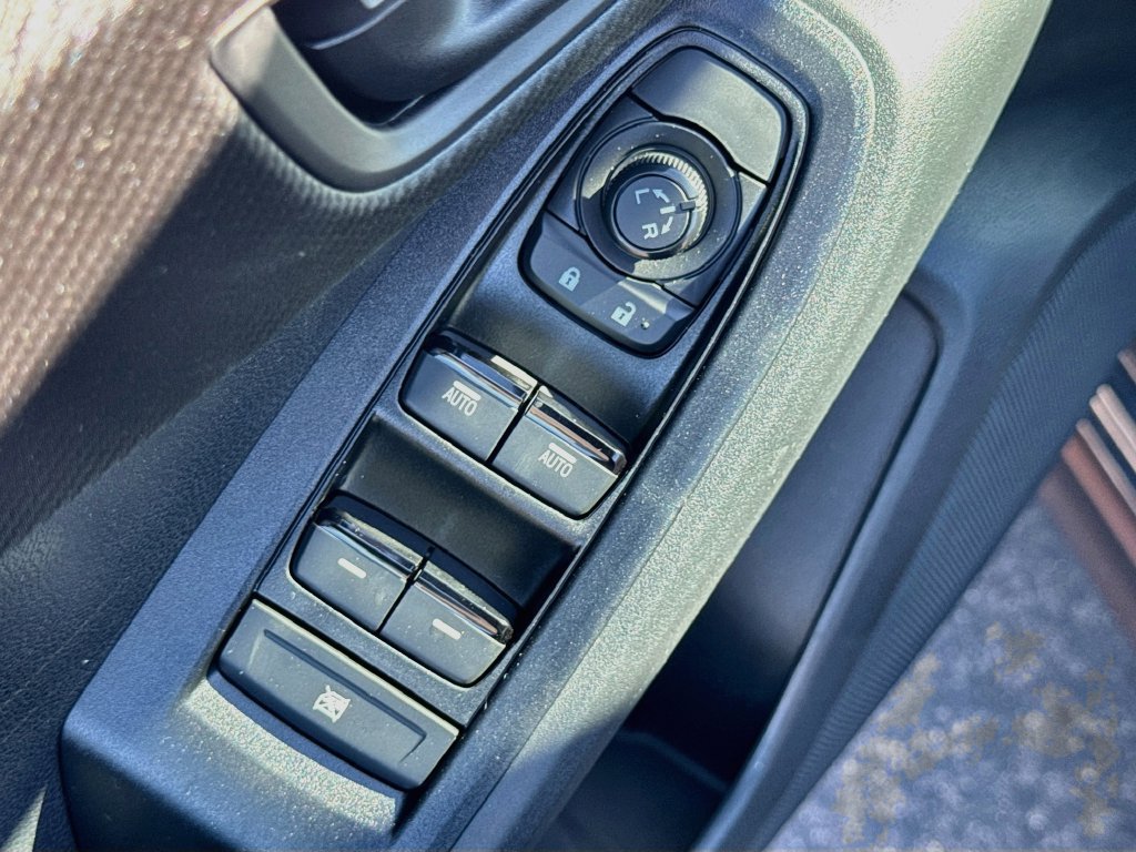 New 2027 Subaru Crosstrek 2.5i Premium AWD/4WD image 16