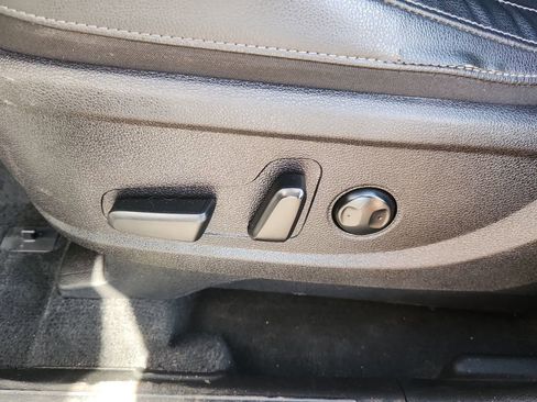 Used 2022 Kia Telluride EX w/ Towing Package image 8