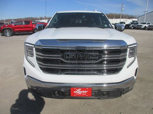 New 2026 GMC Sierra 1500 SLT w/ SLT Convenience Package image 11