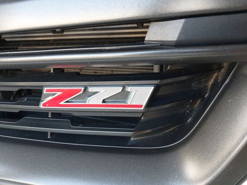 Used 2020 Chevrolet Colorado Z71 image 33