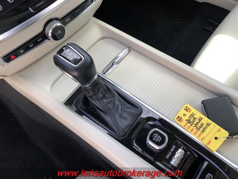 Used 2019 Volvo S60 T5 Momentum w/ Premium Package FWD image 15