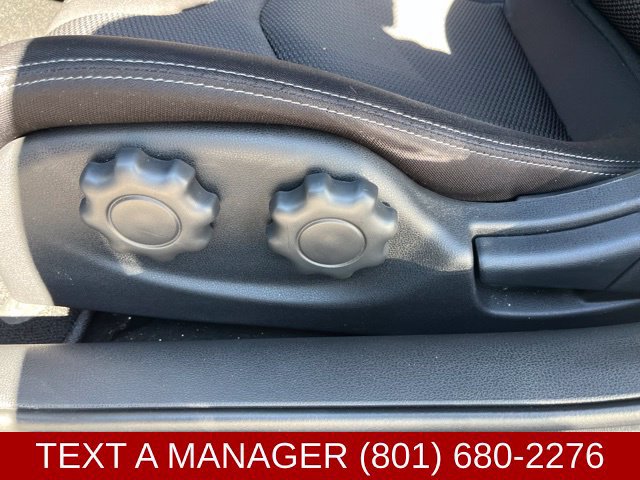 Used 2025 Nissan Z Sport w/ Floor Mat Package RWD image 15
