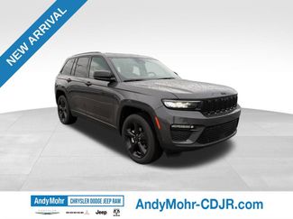 Used 2024 Jeep Grand Cherokee Limited w/ Luxury Tech Group II AWD/4WD 360° Tour