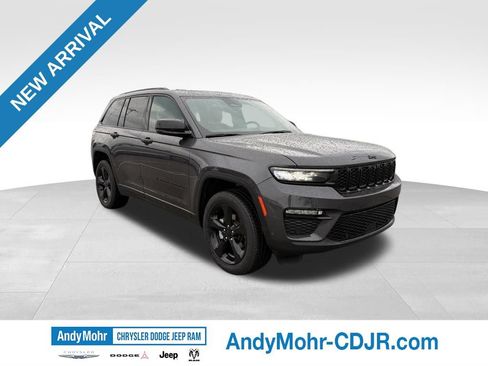 Used 2024 Jeep Grand Cherokee Limited w/ Luxury Tech Group II AWD/4WD image 1