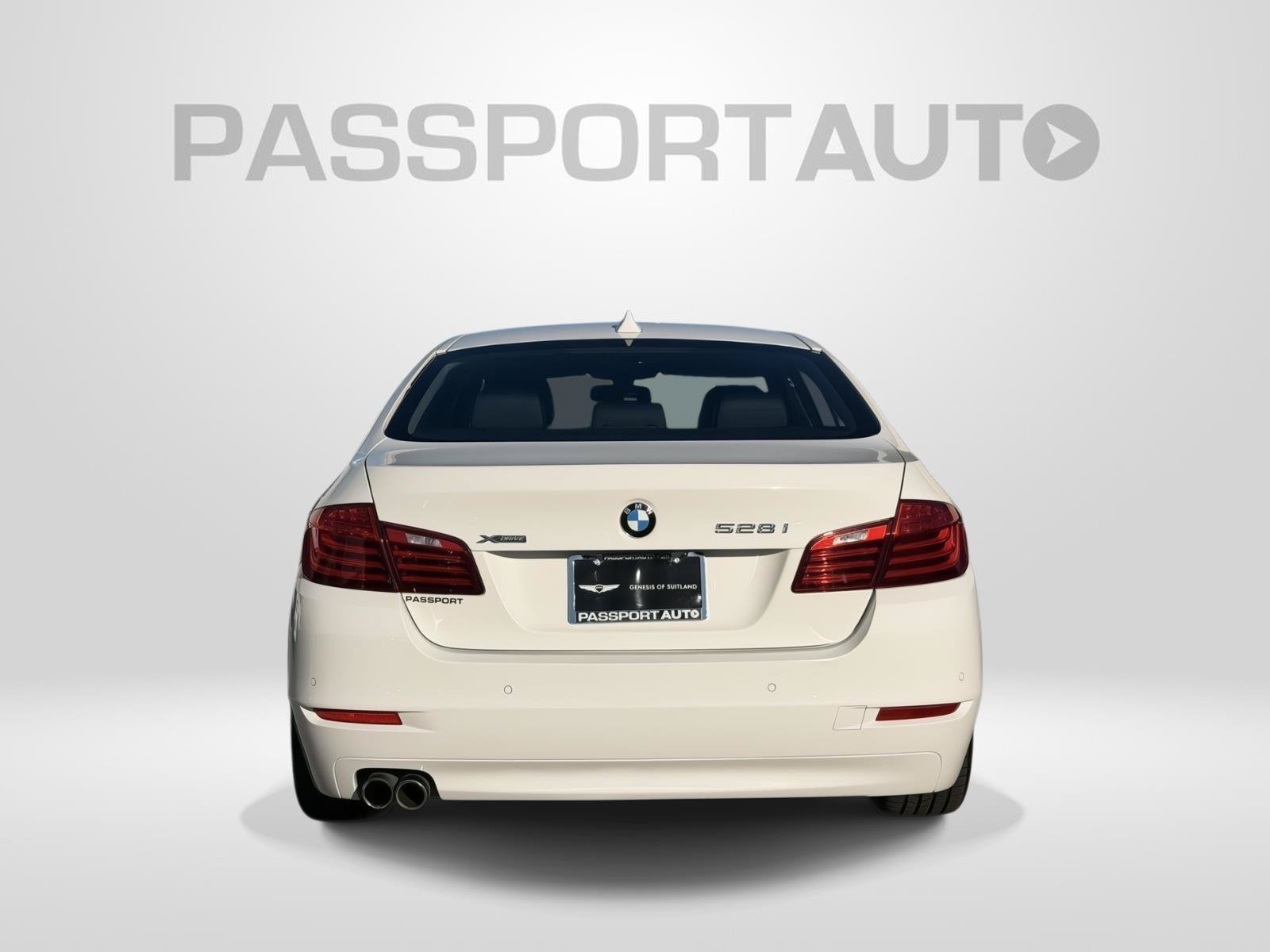 Used 2016 BMW 528i xDrive Sedan AWD/4WD image 5