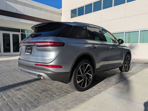 Certified 2024 Lincoln Corsair Reserve w/ Equipment Group 201A image 4