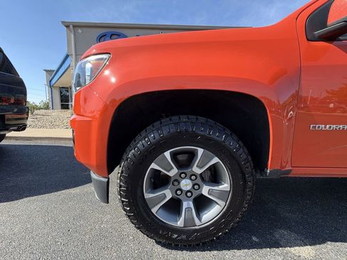 Used 2020 Chevrolet Colorado Z71 AWD/4WD image 17