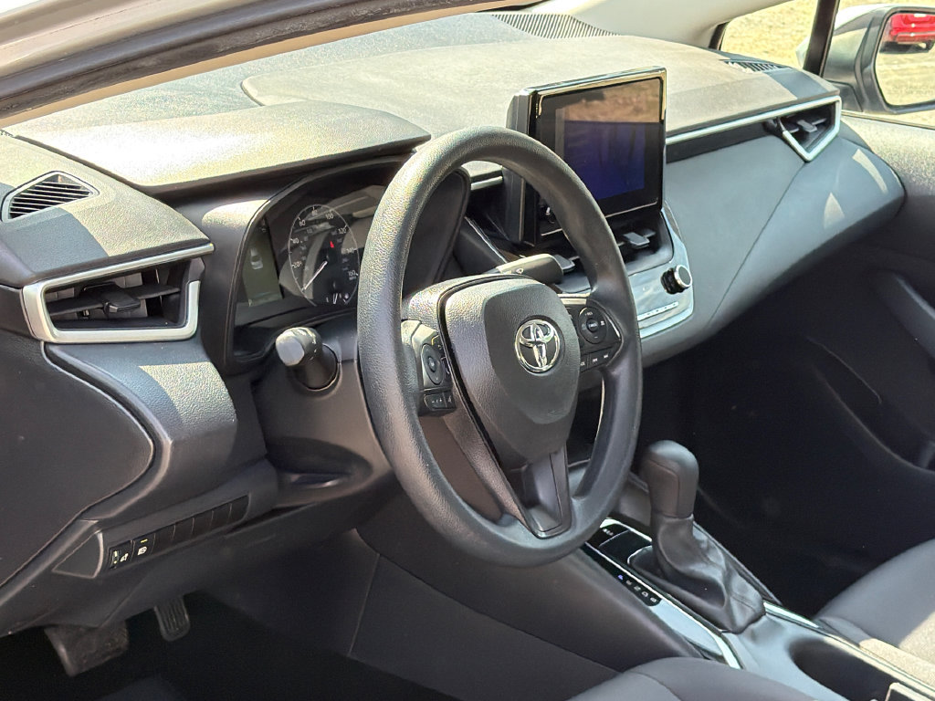 Used 2024 Toyota Corolla LE FWD image 12