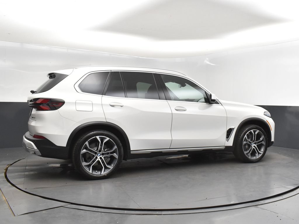 Used 2026 BMW X5 sDrive40i w/ Parking Assistance Package RWD image 8