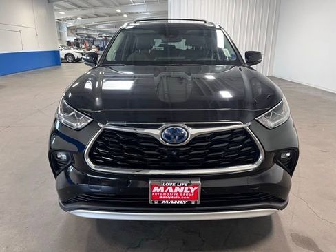Used 2021 Toyota Highlander Limited image 8