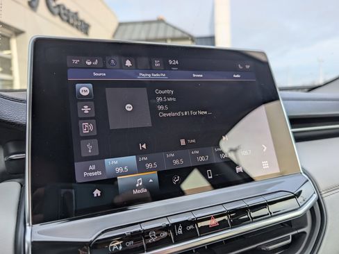 Used 2022 Jeep Compass Limited image 3