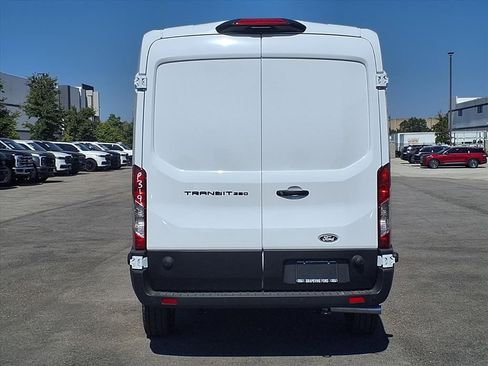 New 2026 Ford Transit 250 148 Medium Roof w/ Load Area Protection Package image 5