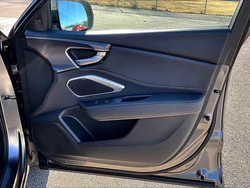 New 2026 Acura RDX SH-AWD image 11