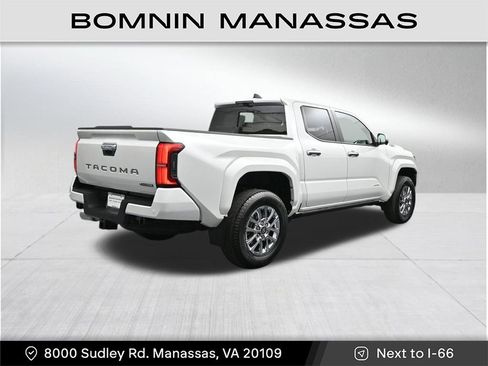 Used 2026 Toyota Tacoma Limited AWD/4WD image 5