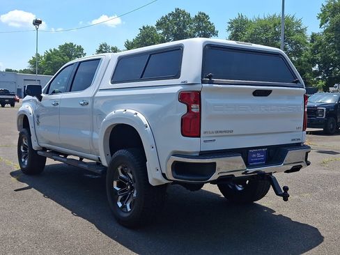 Used 2019 Chevrolet Silverado 1500 LTZ w/ LTZ Premium Package AWD/4WD image 5