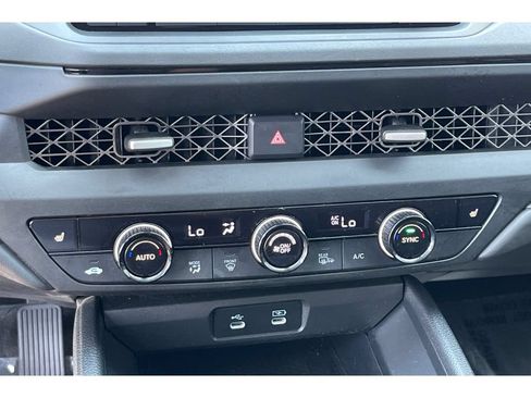 Certified 2024 Honda Accord EX image 27