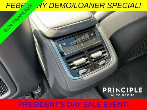 New 2026 Volvo XC90 B5 Plus w/ Protection Package Premier image 38