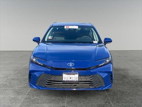 Certified 2025 Toyota Camry LE image 8