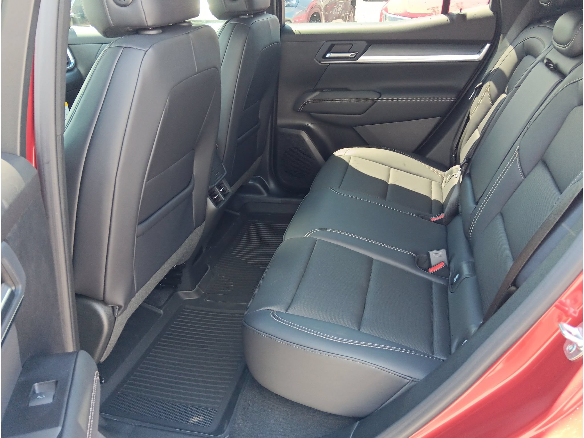 New 2027 GMC Terrain Elevation w/ Elevation Premium Package FWD image 14