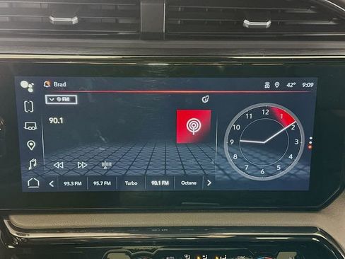 Used 2022 GMC Sierra 1500 AT4 w/ AT4 Premium Package image 15