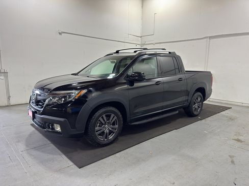 Used 2017 Honda Ridgeline Sport image 3