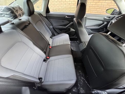 New 2025 Volkswagen Jetta SE image 10