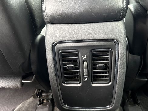 Used 2015 Jeep Grand Cherokee Laredo w/ Quick Order Package 23E AWD/4WD image 18