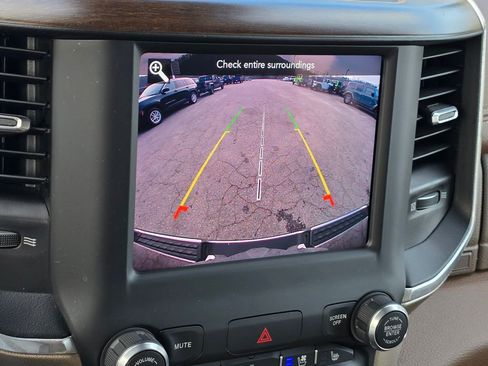 Used 2021 RAM 1500 Laramie image 7