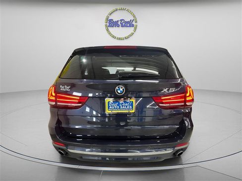 Used 2017 BMW X5 xDrive35i w/ Premium Package AWD/4WD image 3