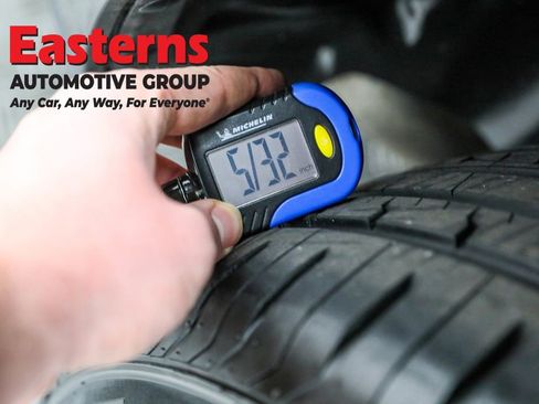 Used 2023 Dodge Challenger SXT image 27