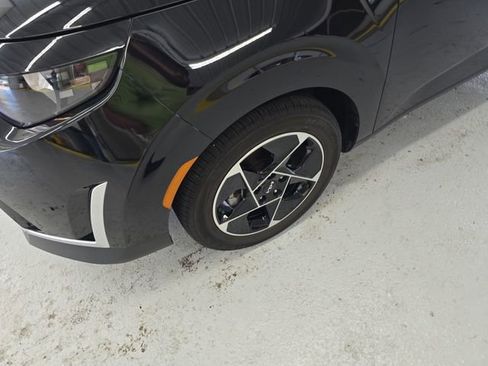 Certified 2023 Kia Soul EX image 10