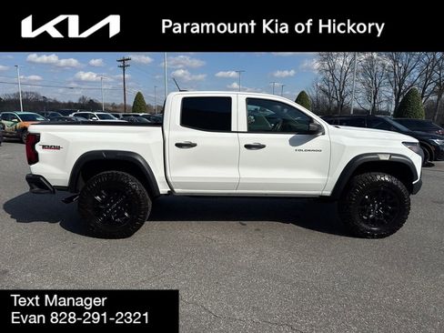 Used 2023 Chevrolet Colorado Trail Boss image 8