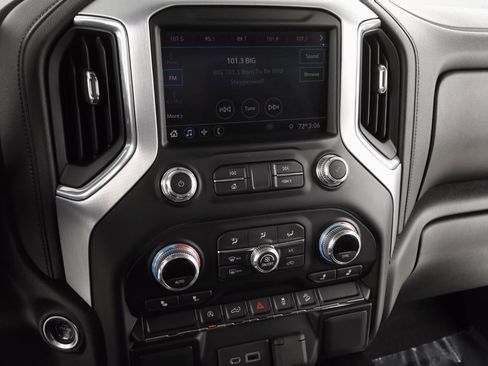Used 2020 GMC Sierra 1500 Elevation image 17