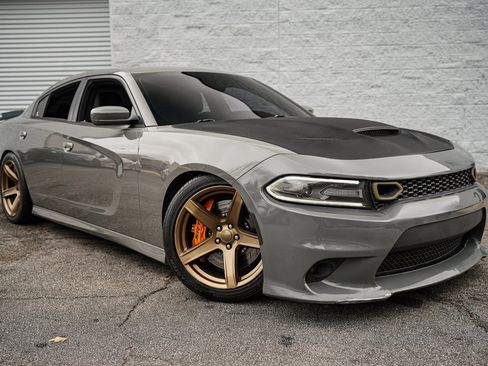 Used 2017 Dodge Charger R/T Scat Pack w/ Beats Audio Group image 8