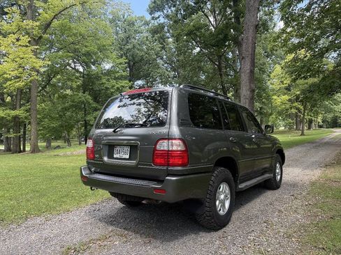 Used 2002 Lexus LX 470 4WD image 4