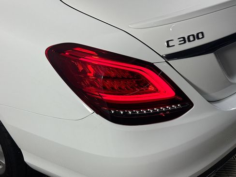 Used 2019 Mercedes-Benz C 300 4MATIC Sedan image 36