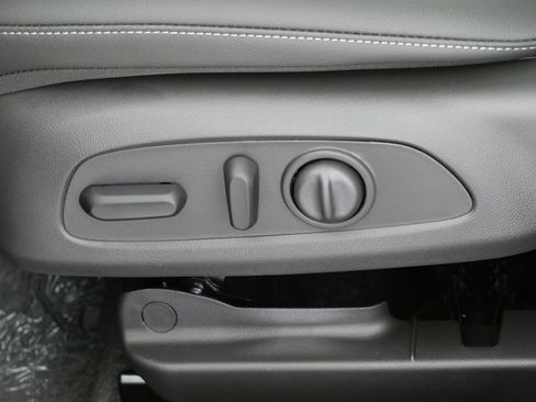 New 2026 Buick Envista Sport Touring w/ Convenience I Package FWD image 13