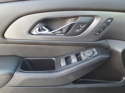 Used 2018 Chevrolet Traverse Premier w/ LPO, Floor Liner Package image 13