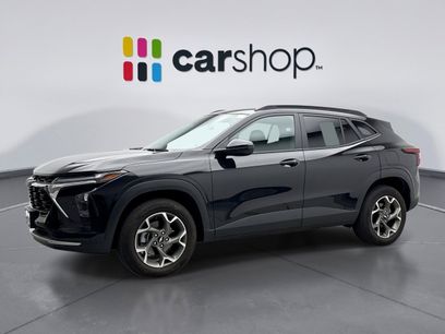 Used 2024 Chevrolet Trax LT w/ Driver Confidence Package