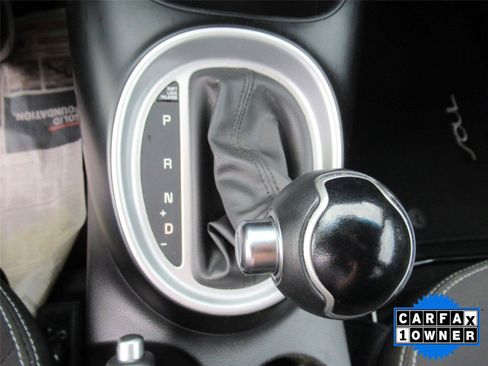 Used 2018 Kia Soul image 27