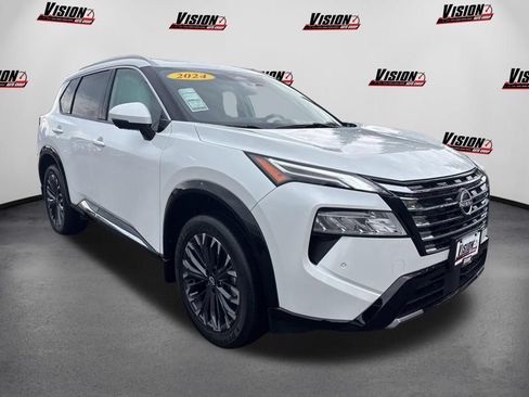 Certified 2024 Nissan Rogue Platinum AWD/4WD image 3