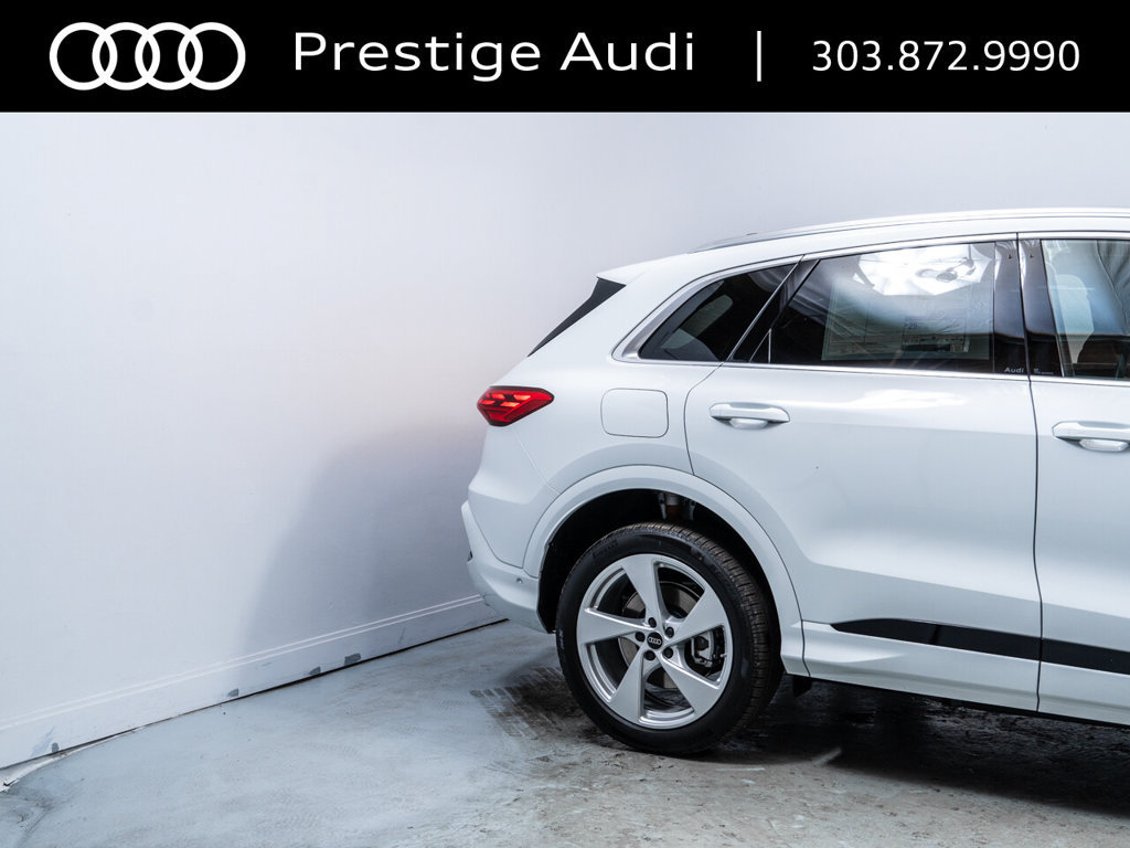 Used 2025 Audi Q5 Premium w/ Premium Plus AWD/4WD image 12