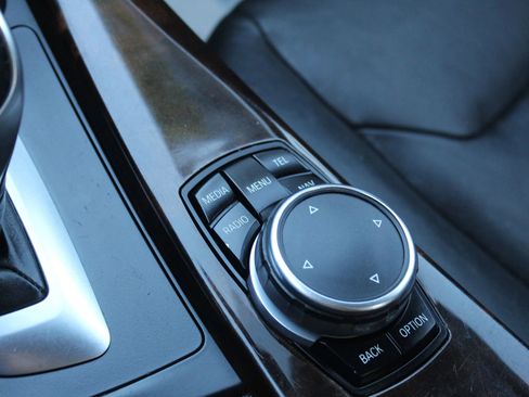 Used 2015 BMW 328i Gran Turismo xDrive 328i Gran Turismo xDrive Sedan image 31